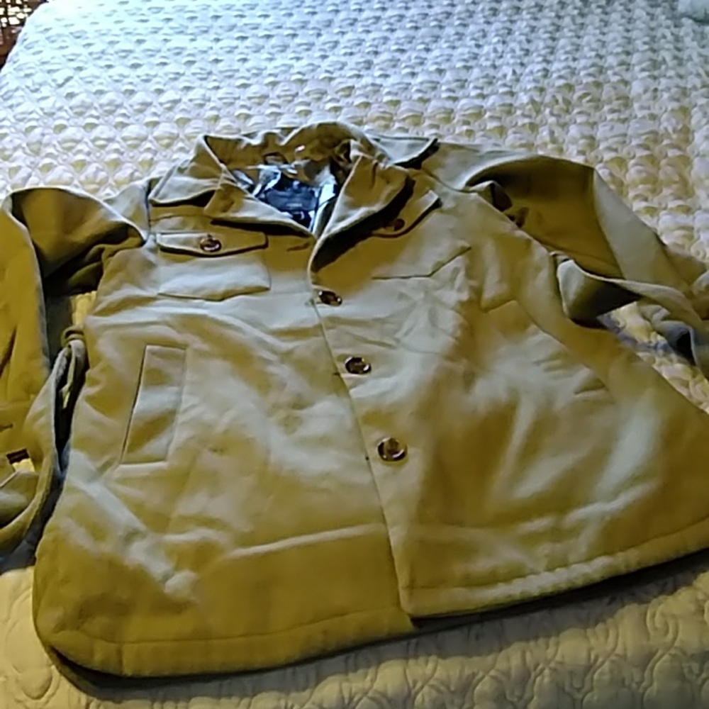 Super Cute Sage Colored Coat Steve Madden